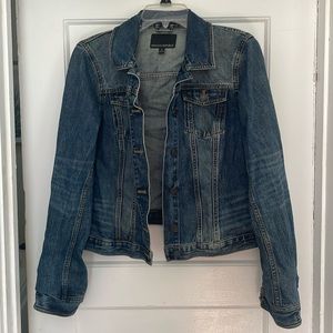 Banana Republic size medium jean jacket